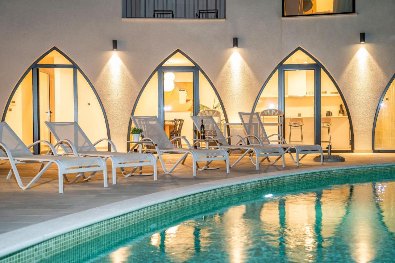 Villa Jerry'S Palace - Modern Villa Close To The Beach Срима Екстериор снимка